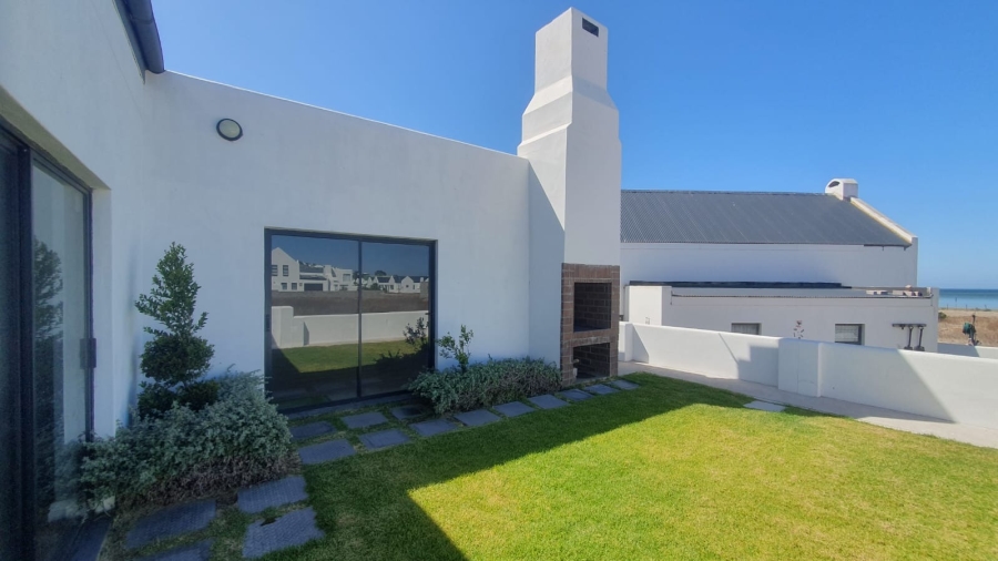 3 Bedroom Property for Sale in Sandpyper Village Western Cape